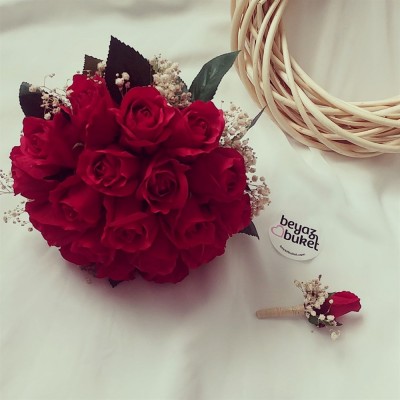 Wedding Bouquet Vivid textured Red Rose Bridal Bouquet